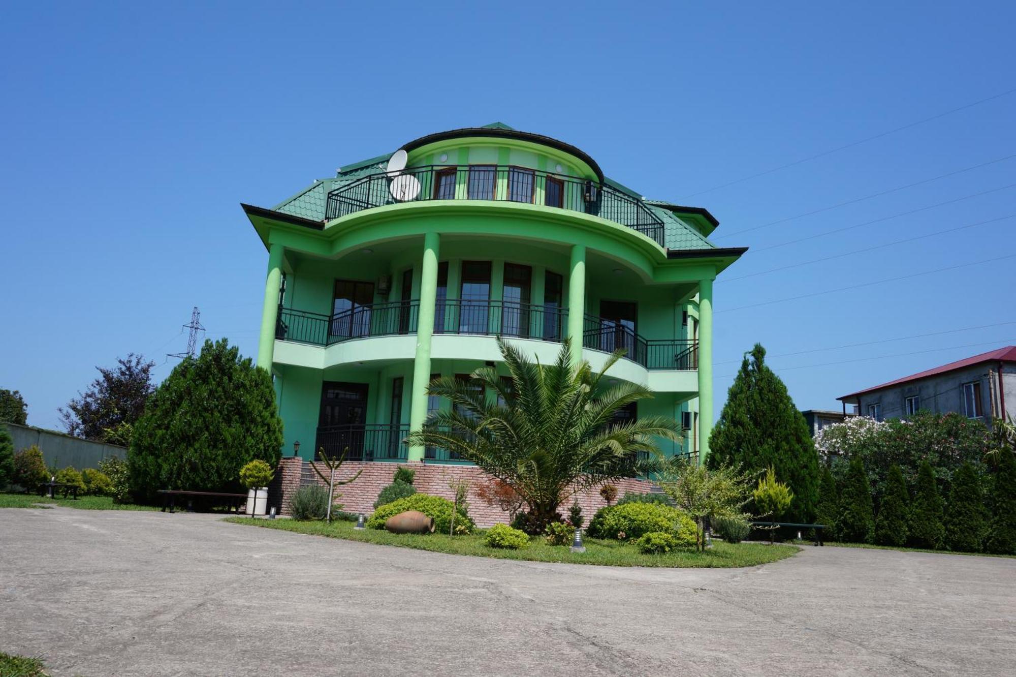 Villa Qero Batumi Esterno foto