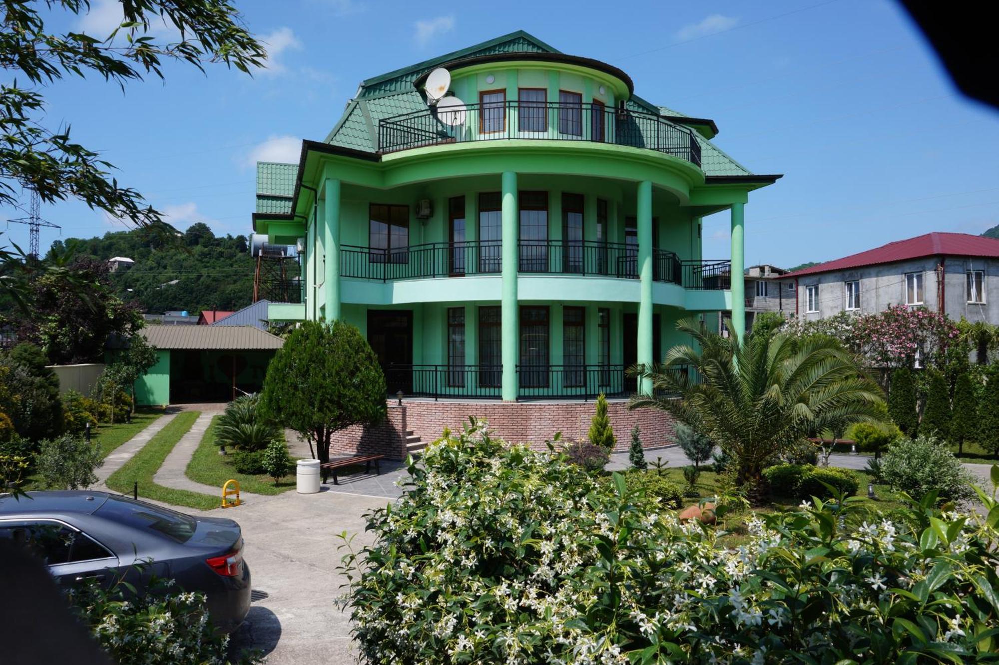 Villa Qero Batumi Esterno foto
