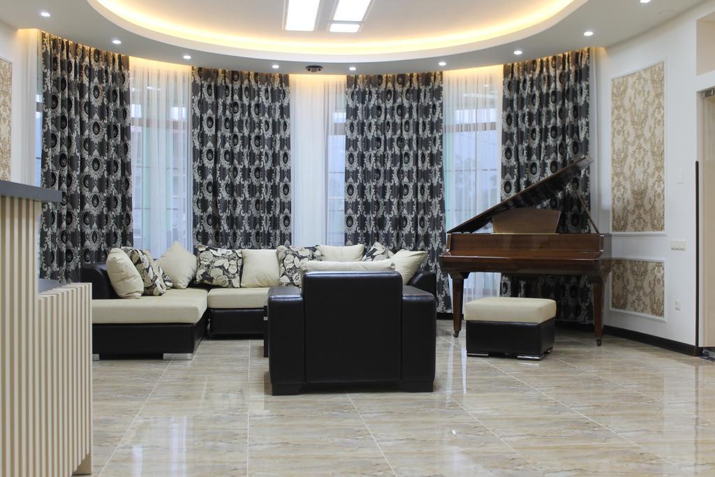 Villa Qero Batumi Esterno foto