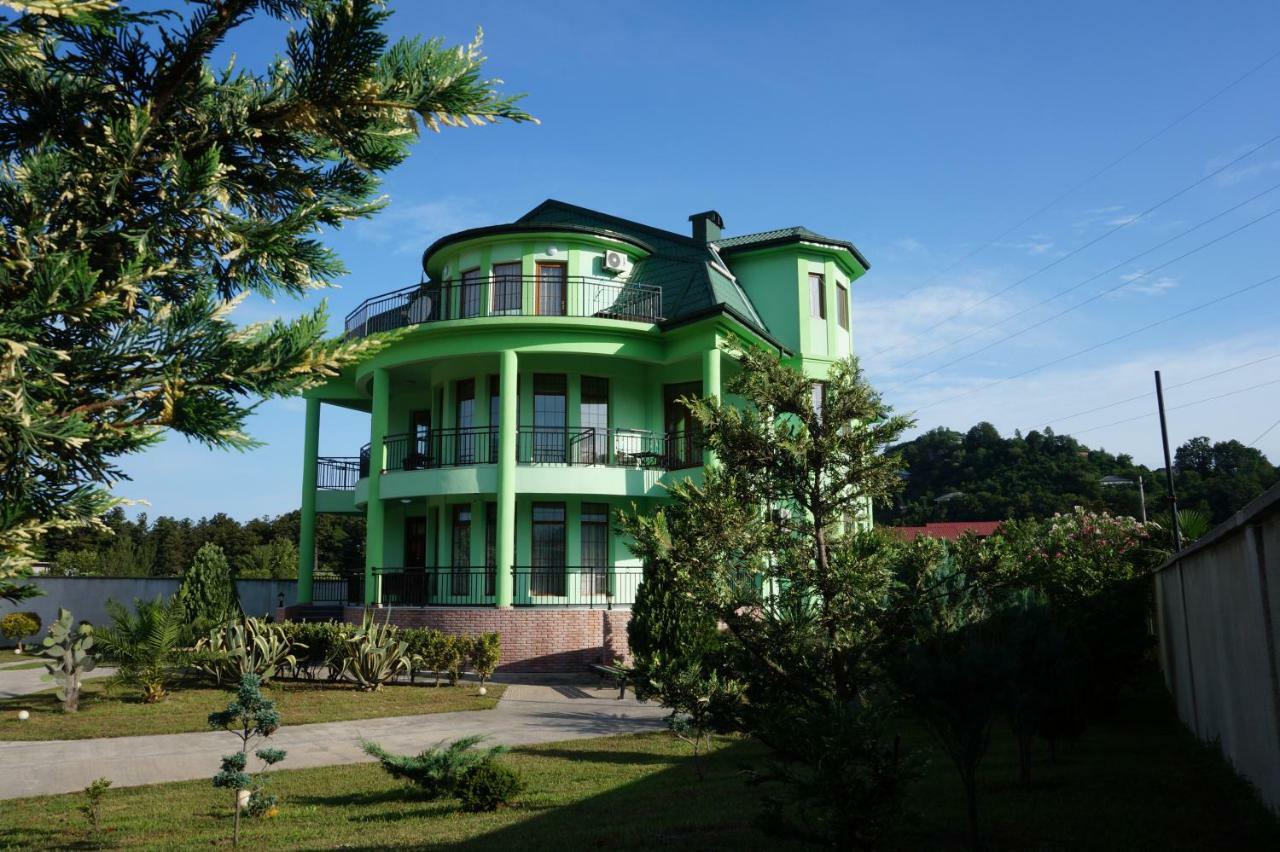 Villa Qero Batumi Esterno foto